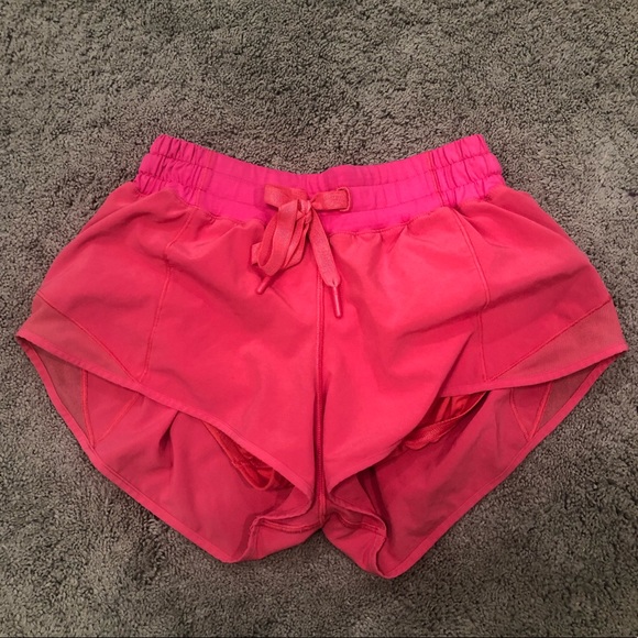 SOLD Lululemon Hotty Hot Tie Lipgloss Pink Shorts - Picture 3 of 8